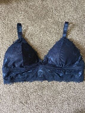 Delta Burke Navy Lace Bralette 1X Bra